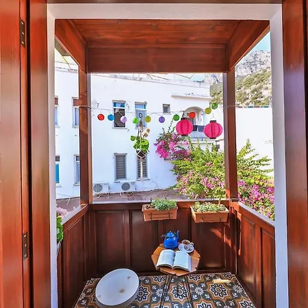 50 Meters To The Long Bazaar In Lavantakas 1 Square *