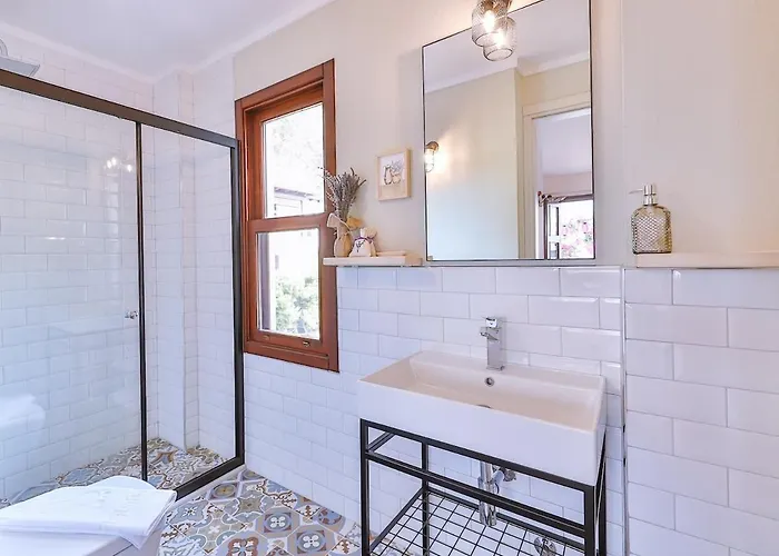 50 Meters To The Long Bazaar In Lavantakas 1 Square 아파트 *